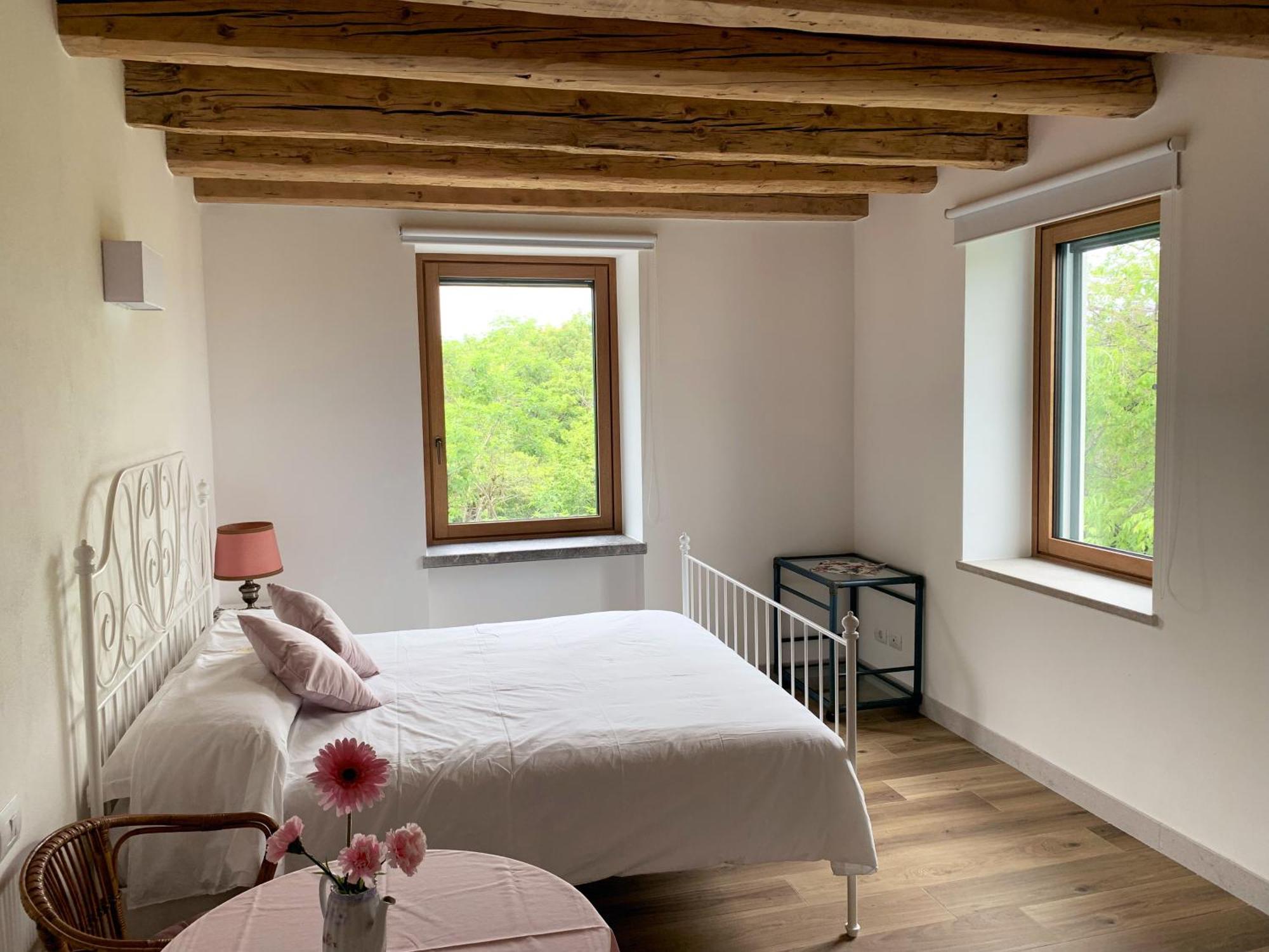 Ferienwohnung Agriturismo Ai Tre Sentieri Aurisina Zimmer foto