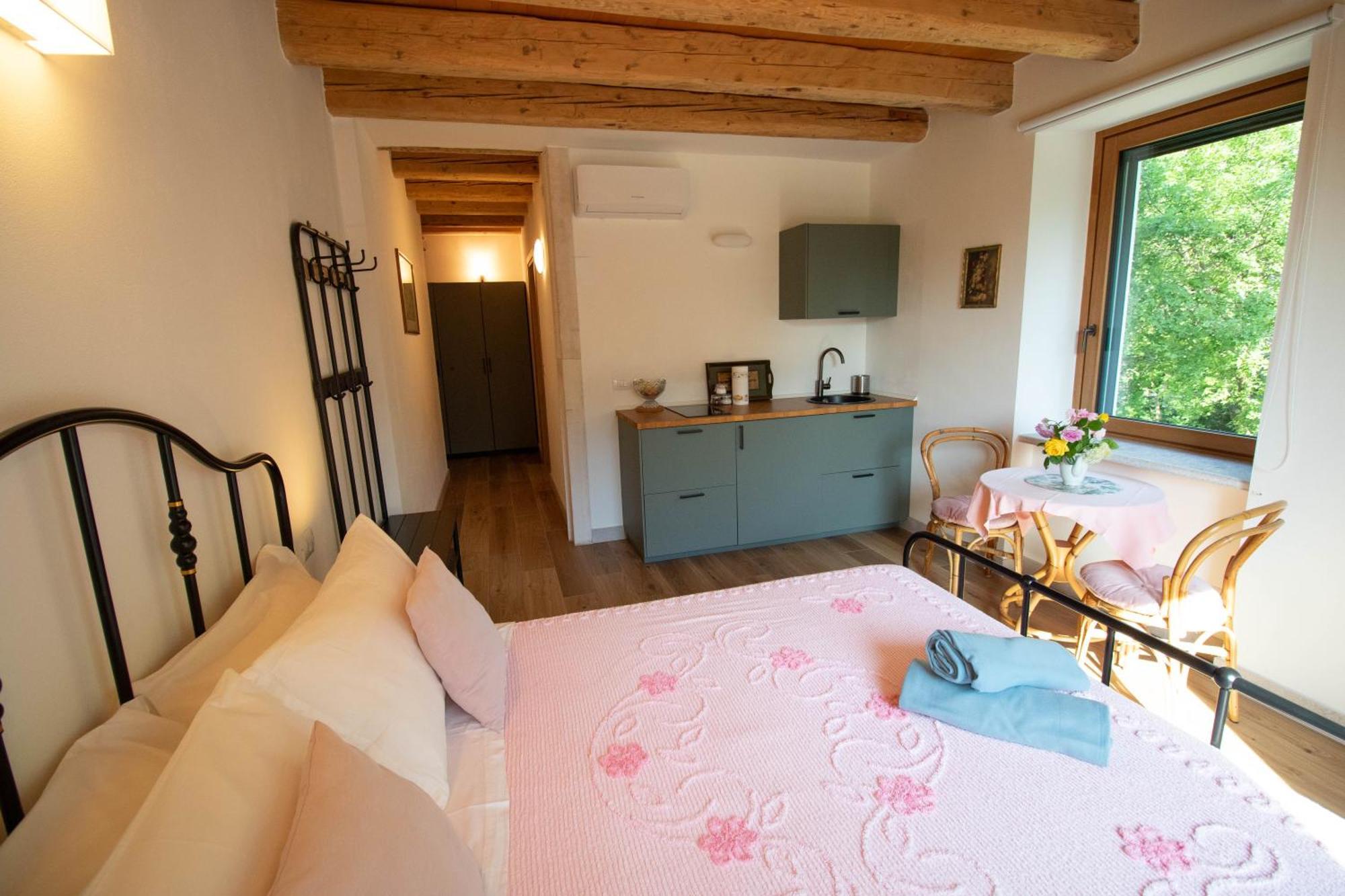 Ferienwohnung Agriturismo Ai Tre Sentieri Aurisina Zimmer foto