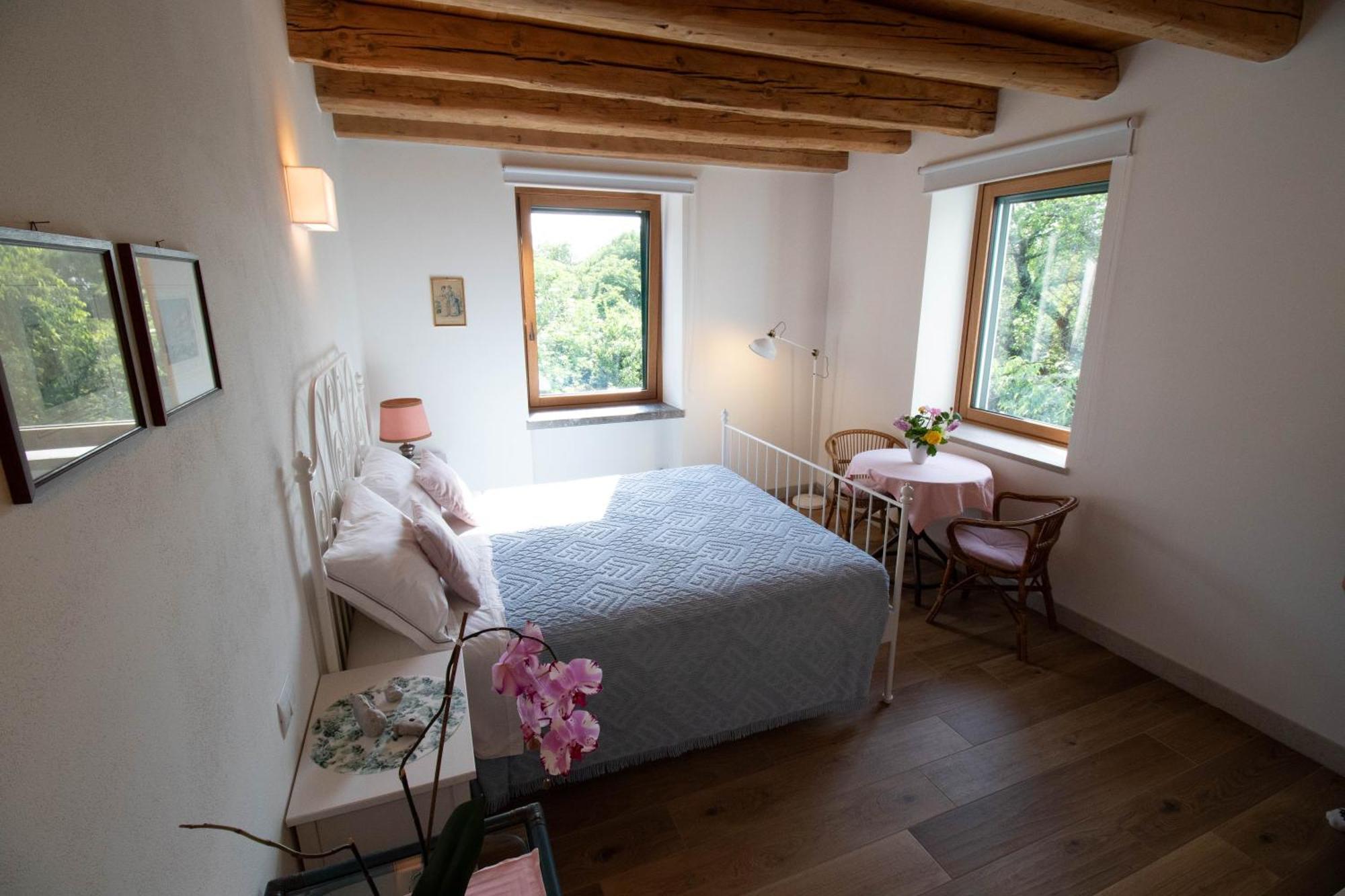 Ferienwohnung Agriturismo Ai Tre Sentieri Aurisina Zimmer foto